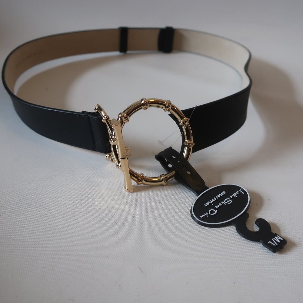 NWT Womens Lake Shore Drive Accessories Black Leather Belt With Gold Buckle M-L*